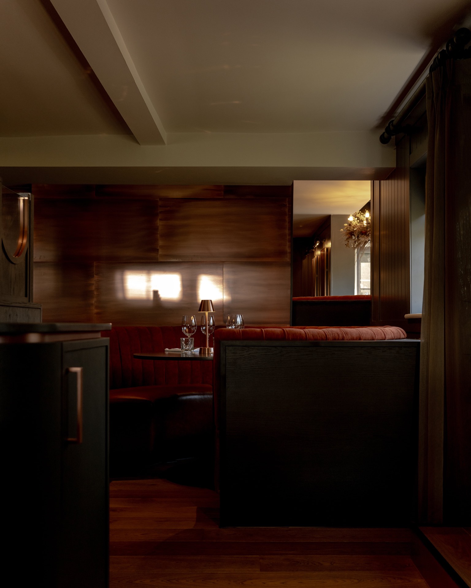 Curved banquette seating at Mason's