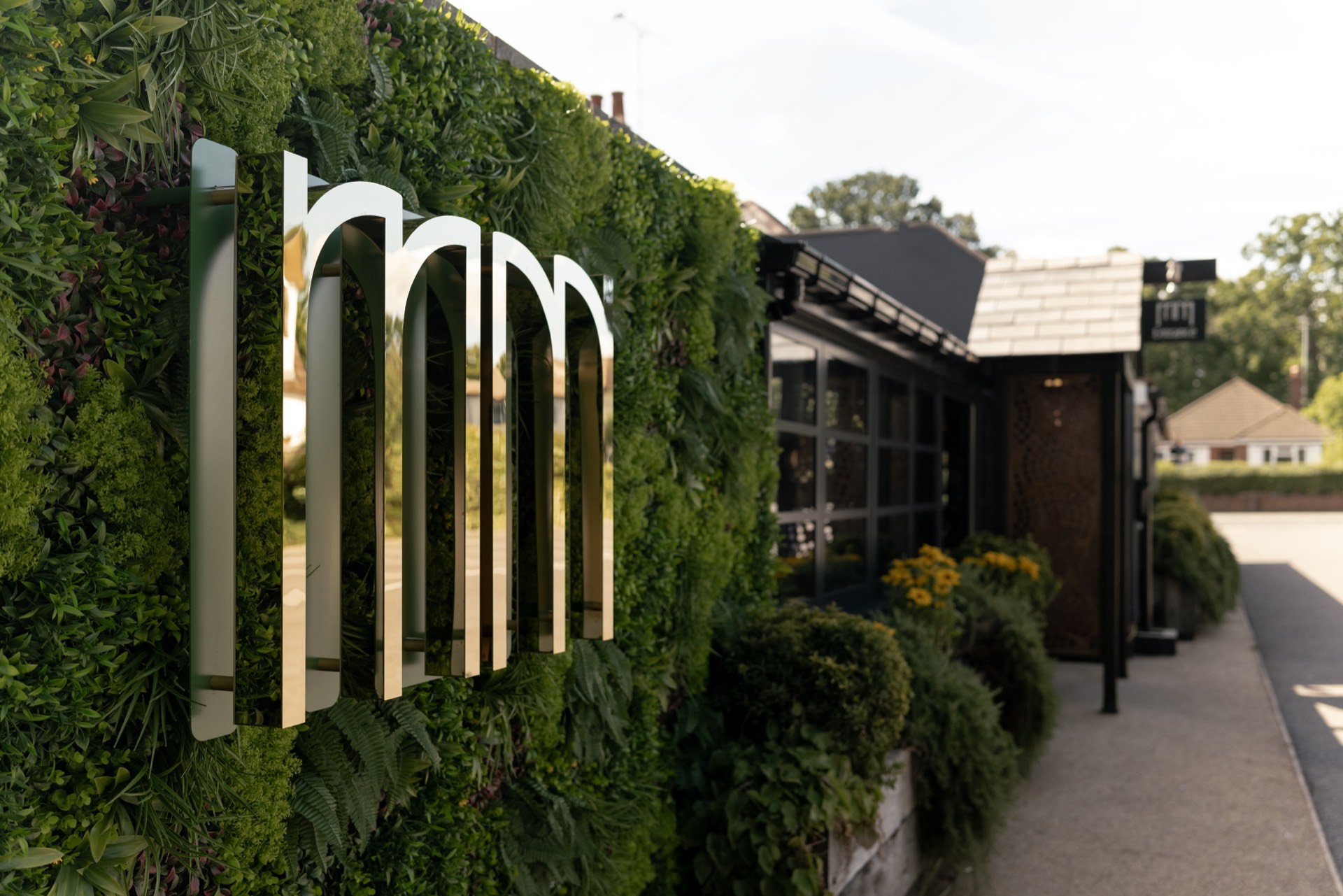 The outside of Mason's Restaurant in Brentwood